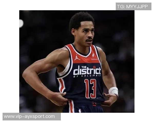 普尔表现稳定半场18分钟贡献14分助力球队进攻