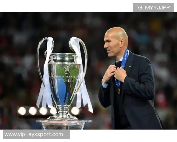 回顾齐达内执教皇马五年辉煌历程十年前今天他首次上任