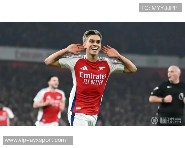 布伦特福德官方宣布与27岁中场雅内特续约至2030年6月,续约消息引发关注 布伦特福德官方宣布与27岁中场雅内特续约至2030年6月,续约消息引发关注