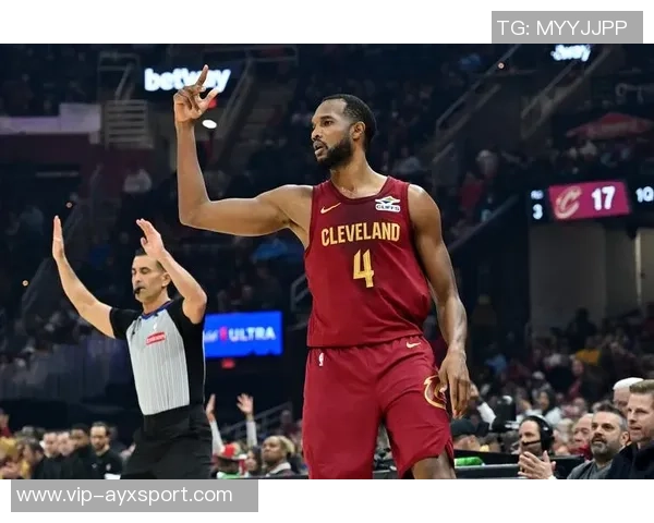 关键时刻莫布里展现实力16投7中三分命中率高达50贡献22分13篮板4助攻4盖帽